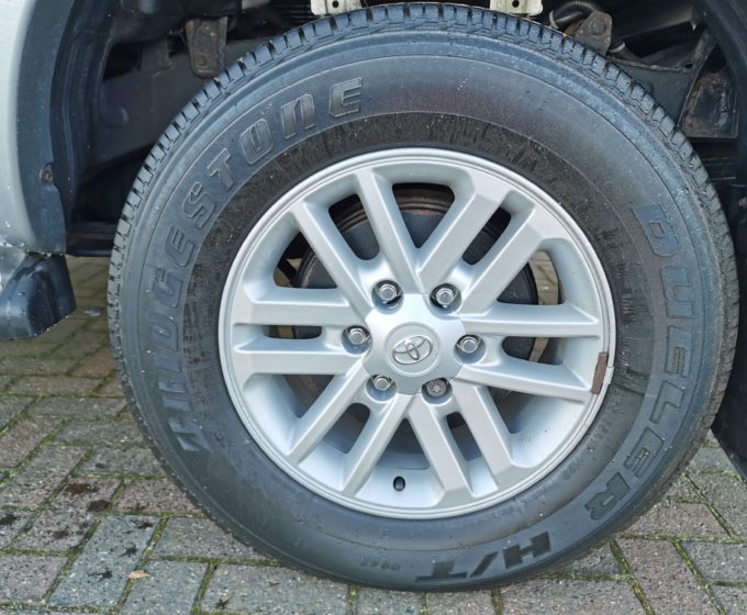 PX15ZZH - Toyota Hilux Icon 2.5 D-4D Double Cab
