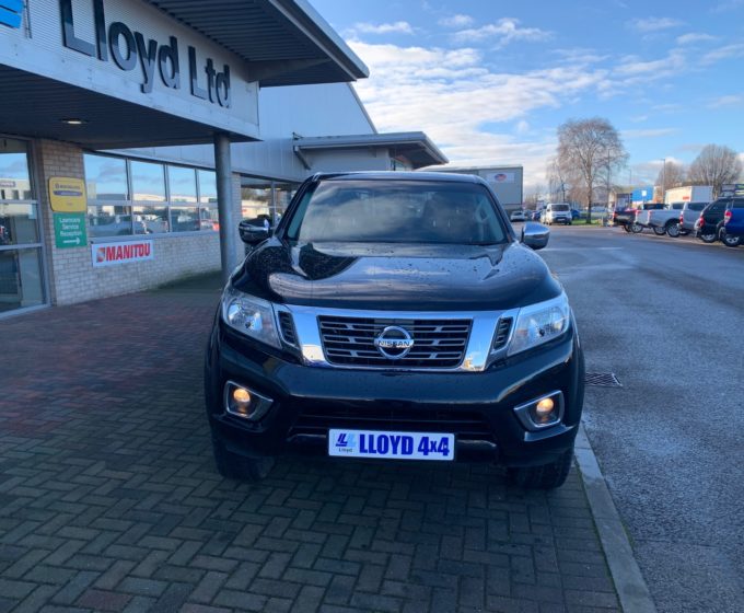 Nissan Navara 2.3 N-Connecta Double Cab Pick-Up
