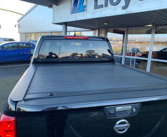 Nissan Navara 2.3 N-Connecta Double Cab Pick-Up