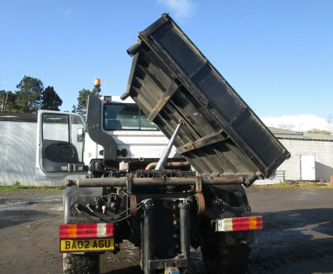 Mercedes-Benz Unimog U300