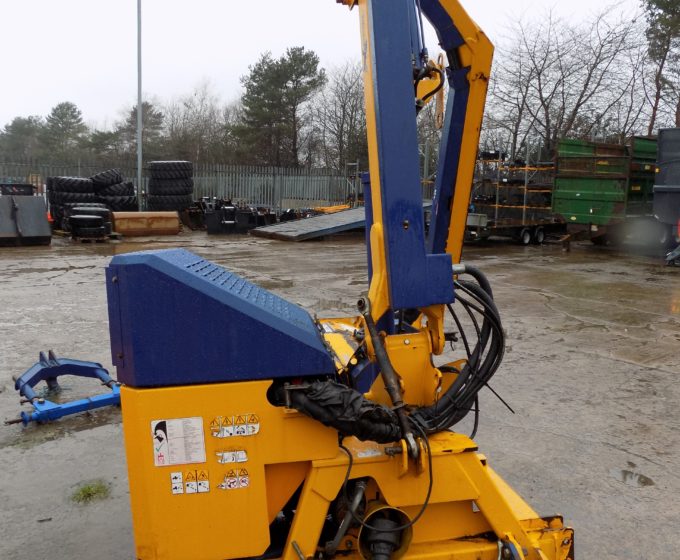 31178498 - Bomford Hawk 6.0 Hedgecutter